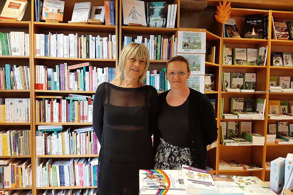 Carole et Dominique à la librairie